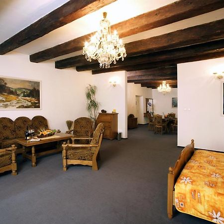 Hotel Maly Pivovar Ceske Budejovice Exterior photo