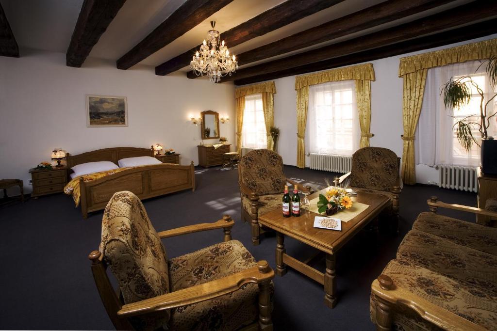 Hotel Maly Pivovar Ceske Budejovice Exterior photo